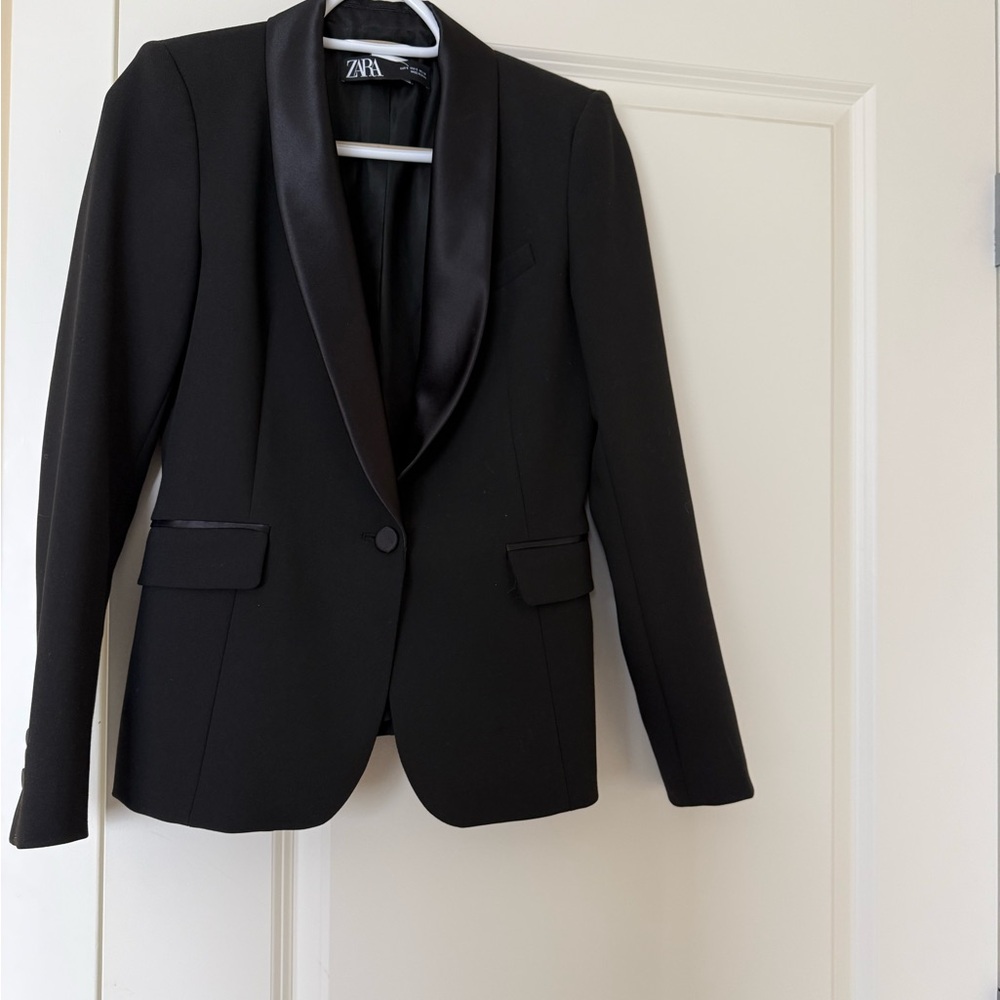 ZARA Black Tuxedo Style Blazer Jacket